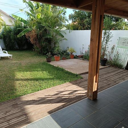 Jolie Maison T3 A St Pierre, 2 Chambres Avec Sdb, Grande Varangue, Jardin سانت بيير المظهر الخارجي الصورة
