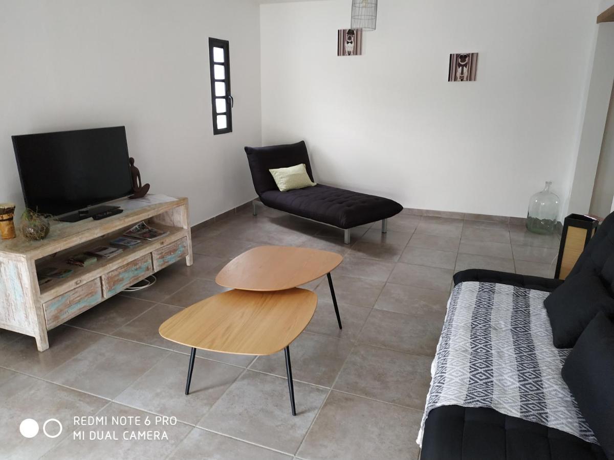 Jolie Maison T3 A St Pierre, 2 Chambres Avec Sdb, Grande Varangue, Jardin سانت بيير المظهر الخارجي الصورة