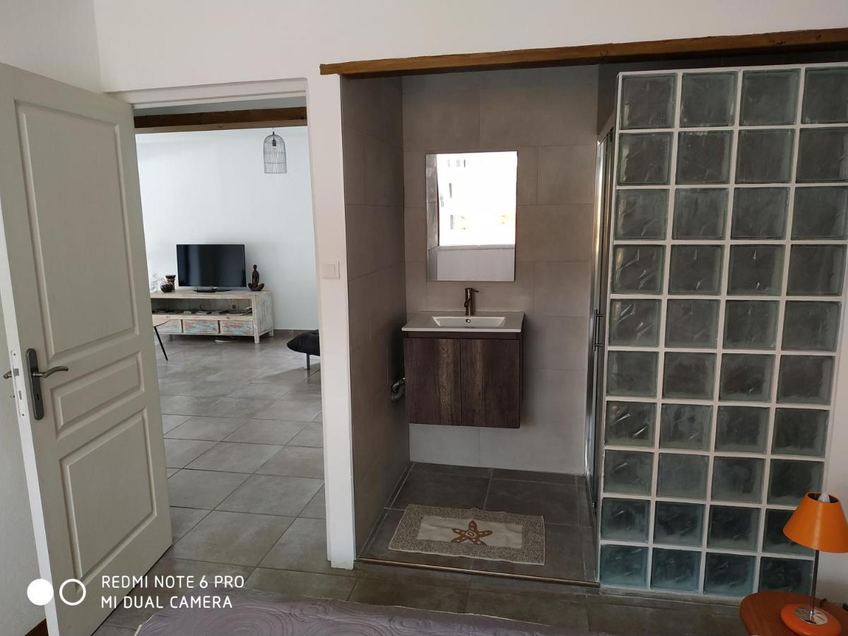 Jolie Maison T3 A St Pierre, 2 Chambres Avec Sdb, Grande Varangue, Jardin سانت بيير المظهر الخارجي الصورة