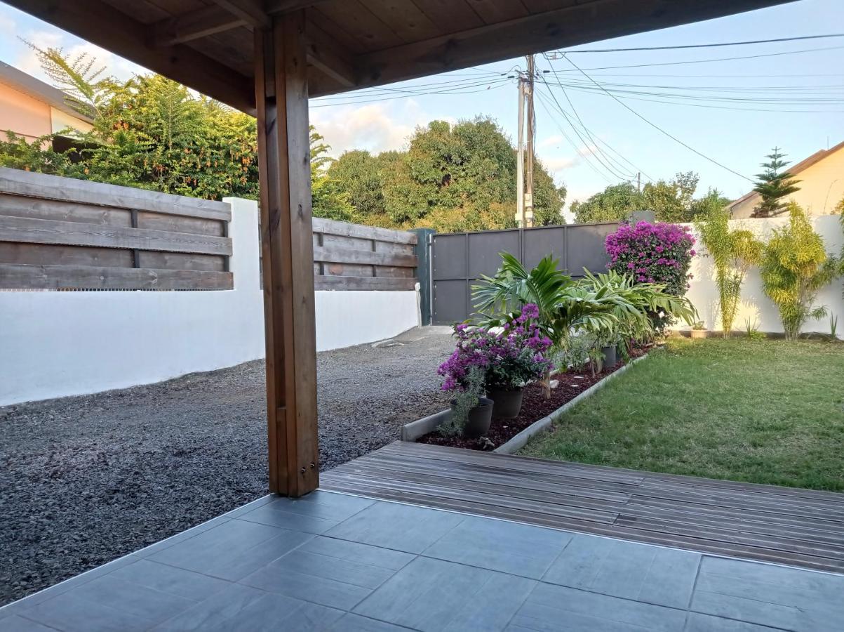 Jolie Maison T3 A St Pierre, 2 Chambres Avec Sdb, Grande Varangue, Jardin سانت بيير المظهر الخارجي الصورة