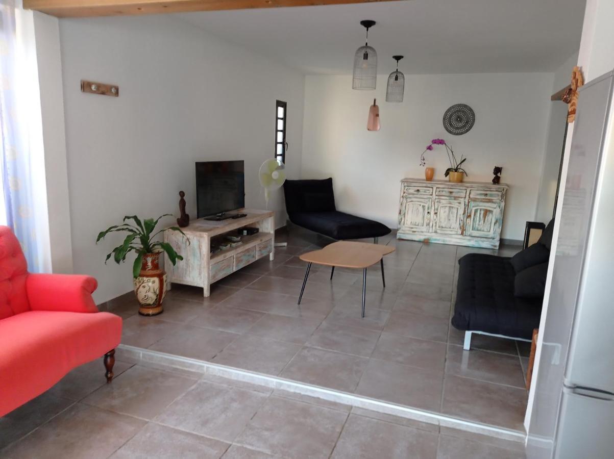 Jolie Maison T3 A St Pierre, 2 Chambres Avec Sdb, Grande Varangue, Jardin سانت بيير المظهر الخارجي الصورة