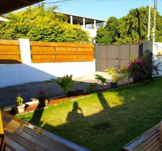 Jolie Maison T3 A St Pierre, 2 Chambres Avec Sdb, Grande Varangue, Jardin سانت بيير المظهر الخارجي الصورة