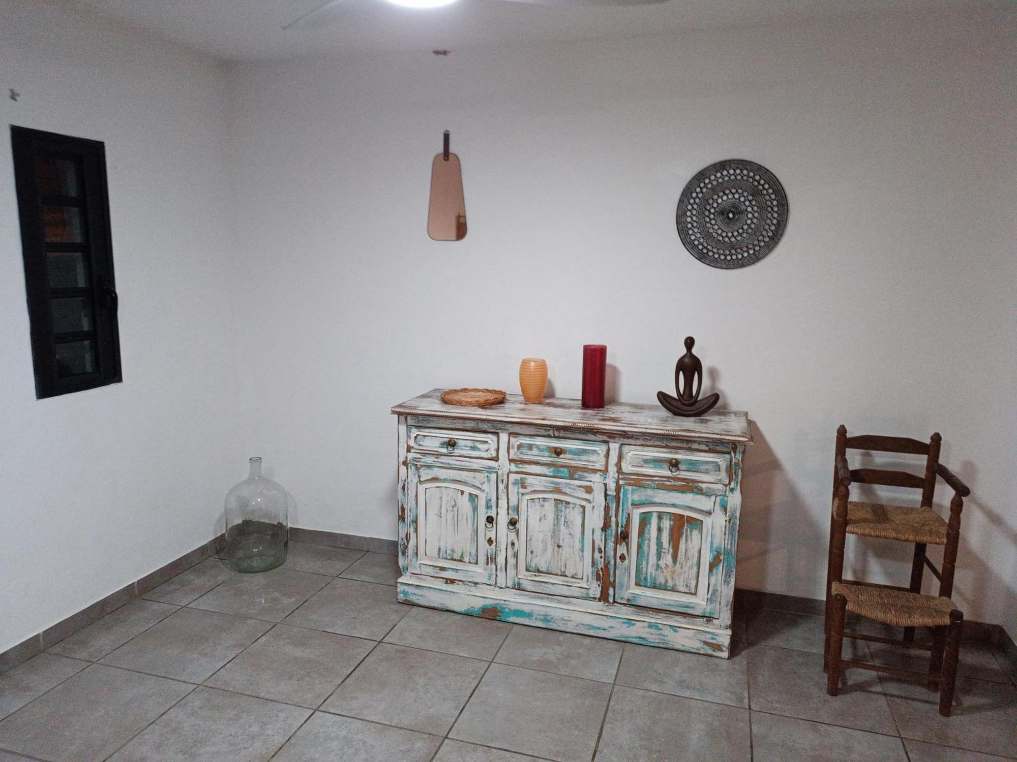 Jolie Maison T3 A St Pierre, 2 Chambres Avec Sdb, Grande Varangue, Jardin سانت بيير الغرفة الصورة