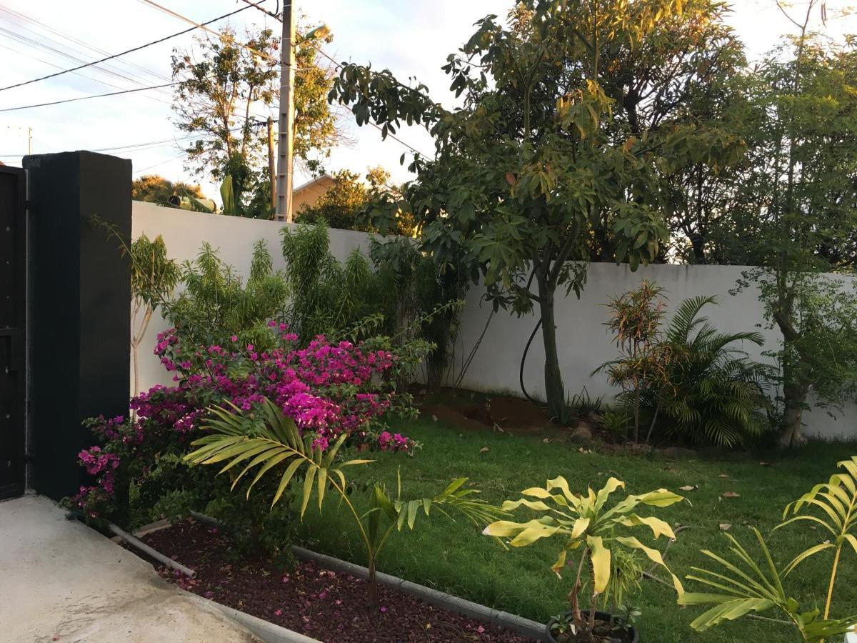 Jolie Maison T3 A St Pierre, 2 Chambres Avec Sdb, Grande Varangue, Jardin سانت بيير المظهر الخارجي الصورة