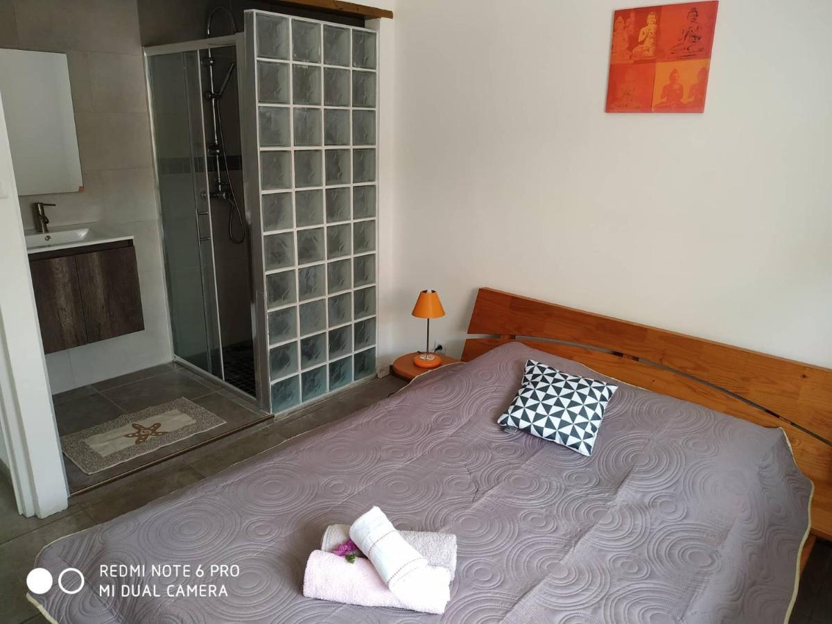 Jolie Maison T3 A St Pierre, 2 Chambres Avec Sdb, Grande Varangue, Jardin سانت بيير المظهر الخارجي الصورة